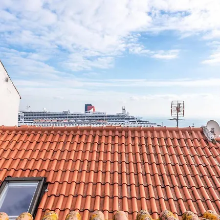 Alfama's Charm * Lisbon