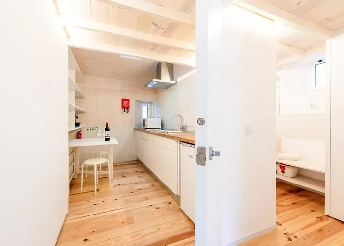 Alfama's Charm * Lisboa